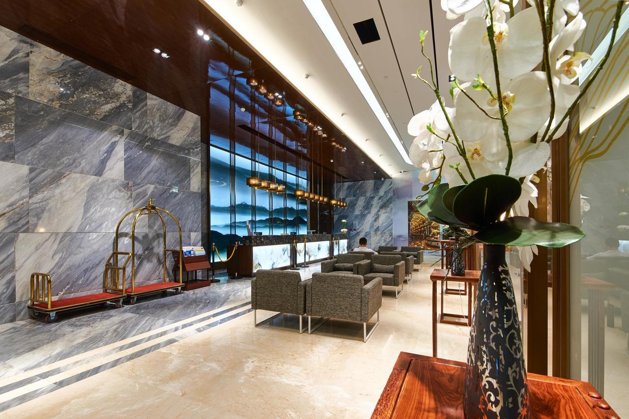 Zhongshan Guzhen Huayu Landmark Hotel ภายนอก รูปภาพ