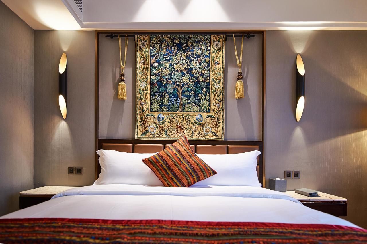 Zhongshan Guzhen Huayu Landmark Hotel ภายนอก รูปภาพ