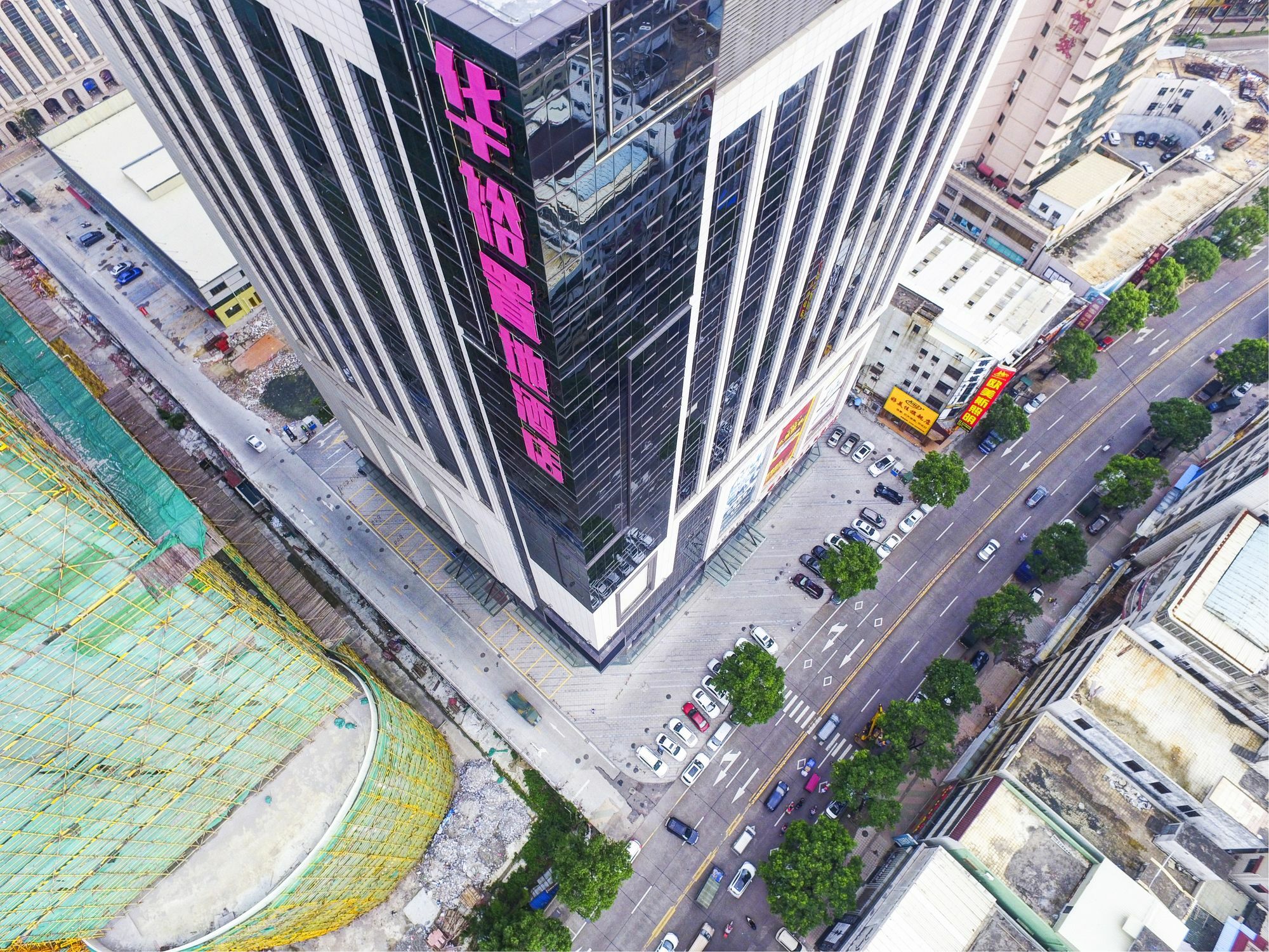 Zhongshan Guzhen Huayu Landmark Hotel ภายนอก รูปภาพ